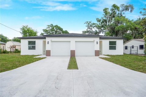 Immobilier commercial à Eustis, Floride 6 chambres, 200.48 m2 № 2354884