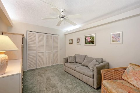 Condo in Longboat Key, Florida, 2 bedrooms  № 1917657 - photo 19