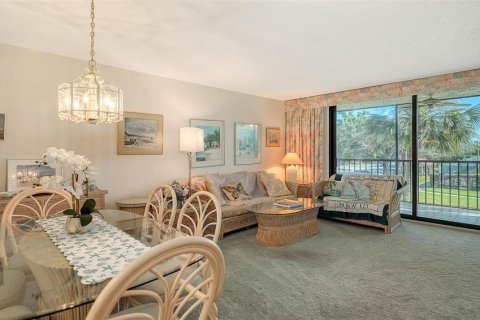 Condo in Longboat Key, Florida, 2 bedrooms  № 1917657 - photo 5