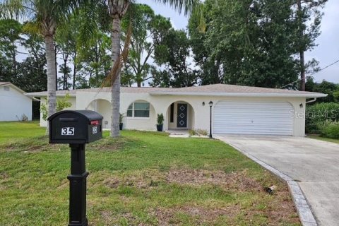 Casa en Palm Coast, Florida 3 dormitorios, 168.52 m2 № 2096622