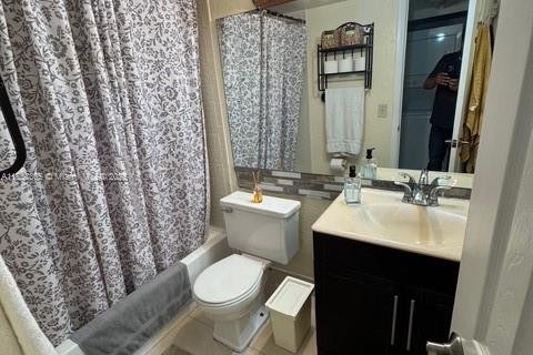 Condominio en venta en Coconut Creek, Florida, 2 dormitorios, 86.4 m2 № 1877732 - foto 7