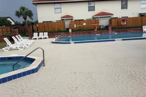 Townhouse in Orlando, Florida 2 bedrooms, 102.56 sq.m. № 2227200 - photo 17