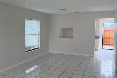 Townhouse in Orlando, Florida 2 bedrooms, 102.56 sq.m. № 2227200 - photo 3