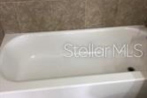 Apartamento en alquiler en Titusville, Florida, 2 dormitorios, 72.19 m2 № 1785279 - foto 6