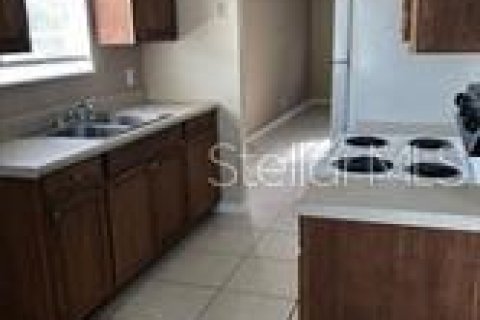 Apartamento en alquiler en Titusville, Florida, 2 dormitorios, 72.19 m2 № 1785279 - foto 2