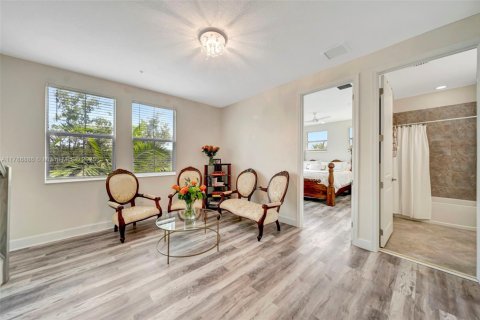 House in Sunrise, Florida 4 bedrooms, 294.69 sq.m. № 1643845 - photo 29