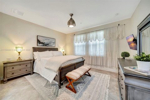 House in Sunrise, Florida 4 bedrooms, 294.69 sq.m. № 1643845 - photo 14