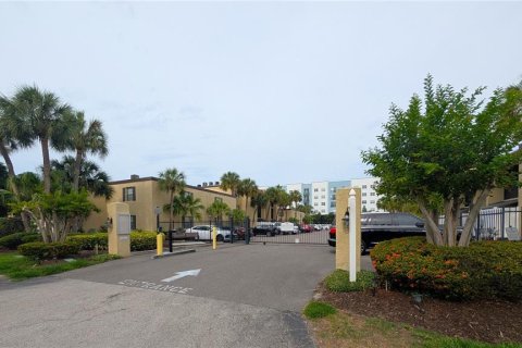 Copropriété à louer à Tampa, Floride: 2 chambres, 80.27 m2 № 2101881 - photo 19