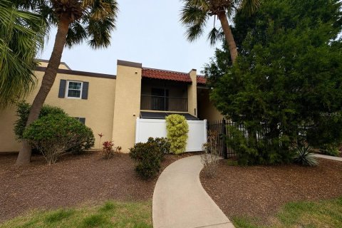 Copropriété à louer à Tampa, Floride: 2 chambres, 80.27 m2 № 2101881 - photo 2