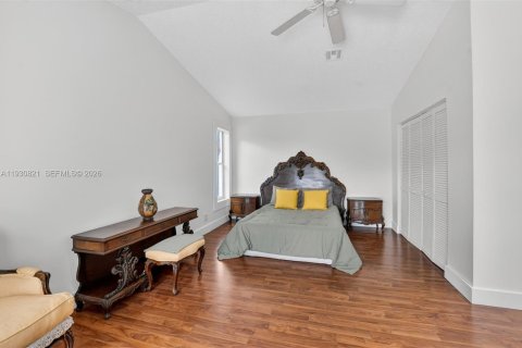 House in Boca Raton, Florida 3 bedrooms, 184.97 sq.m. № 2000349 - photo 20