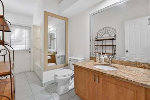 House in Boca Raton, Florida 3 bedrooms, 184.97 sq.m. № 2000349 - photo 30