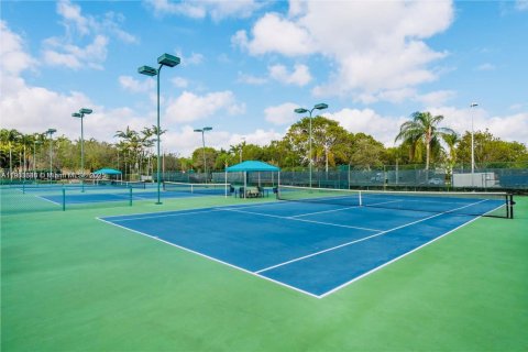 Casa en venta en Pembroke Pines, Florida, 3 dormitorios, 150.13 m2 № 1954465 - foto 23