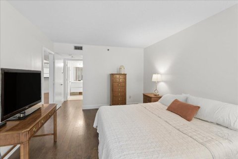 Copropriété à vendre à Boca Raton, Floride: 2 chambres, 107.77 m2 № 2254695 - photo 11