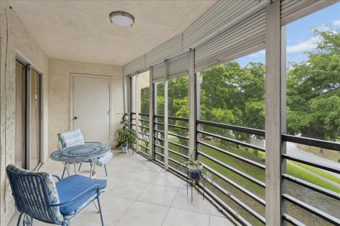 Copropriété à vendre à Boca Raton, Floride: 2 chambres, 107.77 m2 № 2254695 - photo 16