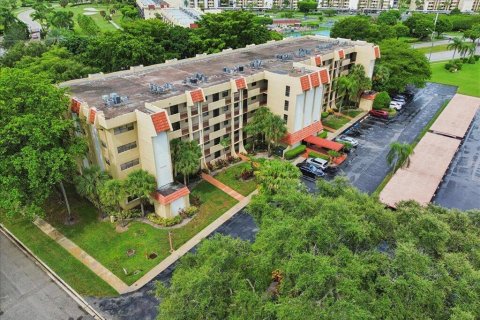 Copropriété à vendre à Boca Raton, Floride: 2 chambres, 107.77 m2 № 2254695 - photo 24