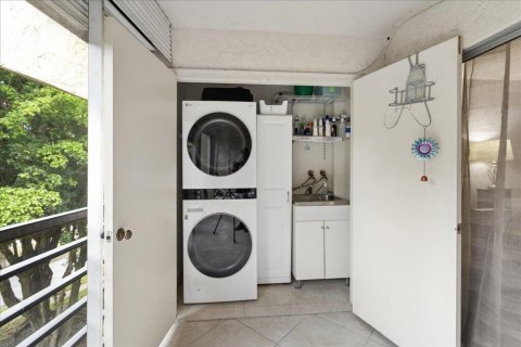 Copropriété à vendre à Boca Raton, Floride: 2 chambres, 107.77 m2 № 2254695 - photo 15