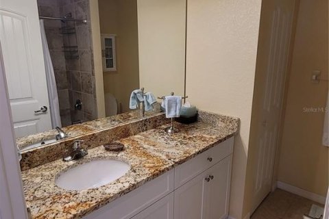 House in Port Charlotte, Florida 3 bedrooms, 200.02 sq.m. № 2195404 - photo 29
