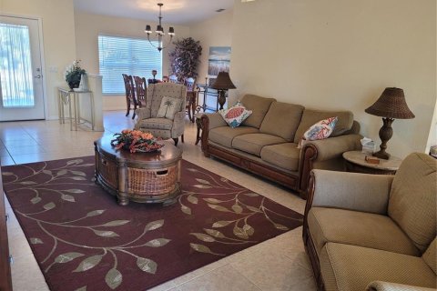 House in Port Charlotte, Florida 3 bedrooms, 200.02 sq.m. № 2195404 - photo 4