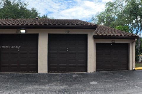 Condominio en alquiler en Pompano Beach, Florida, 2 dormitorios, 91.04 m2 № 1887643 - foto 27