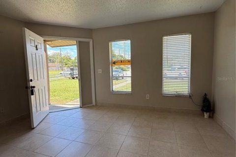 Appartement à louer à Longwood, Floride: 2 chambres, 77.67 m2 № 2398446 - photo 3