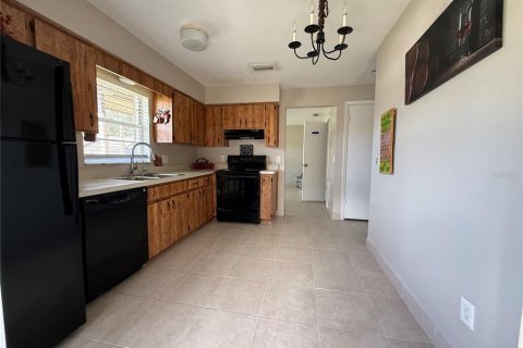 Appartement à louer à Longwood, Floride: 2 chambres, 77.67 m2 № 2398446 - photo 6