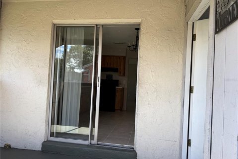 Appartement à louer à Longwood, Floride: 2 chambres, 77.67 m2 № 2398446 - photo 11