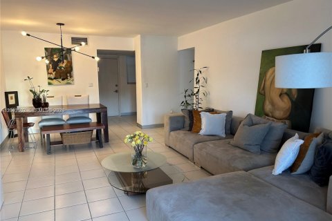 Copropriété à louer à Aventura, Floride: 2 chambres, 100.61 m2 № 2384644 - photo 4