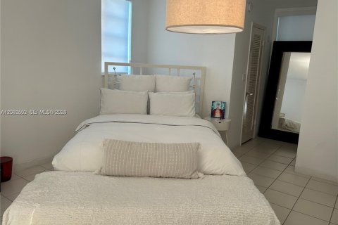 Copropriété à louer à Aventura, Floride: 2 chambres, 100.61 m2 № 2384644 - photo 8