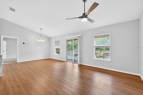 Condo in Tampa, Florida, 2 bedrooms  № 1866029 - photo 11