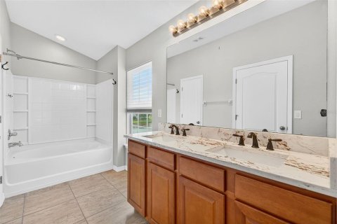 Condo in Tampa, Florida, 2 bedrooms  № 1866029 - photo 20