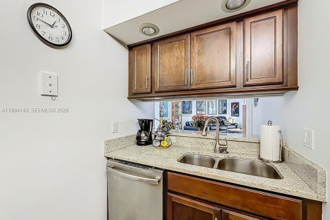 Copropriété à vendre à Plantation, Floride: 2 chambres, 88.26 m2 № 2055837 - photo 8