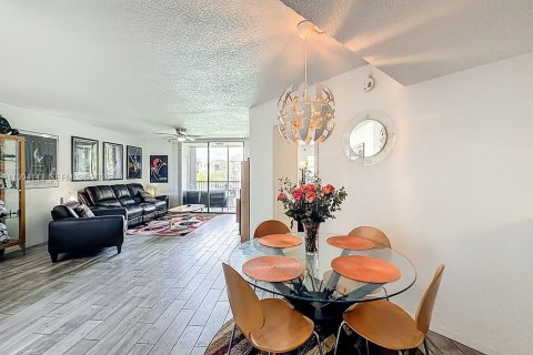 Condo à Plantation, Floride, 2 chambres  № 2055837