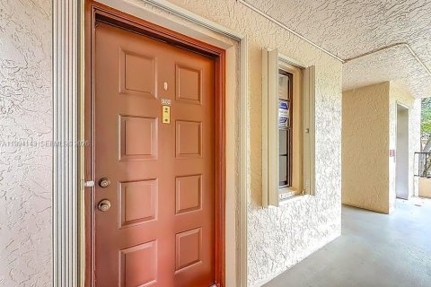 Copropriété à vendre à Plantation, Floride: 2 chambres, 88.26 m2 № 2055837 - photo 3