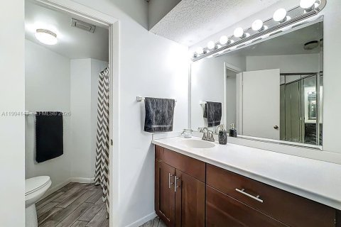 Copropriété à vendre à Plantation, Floride: 2 chambres, 88.26 m2 № 2055837 - photo 28