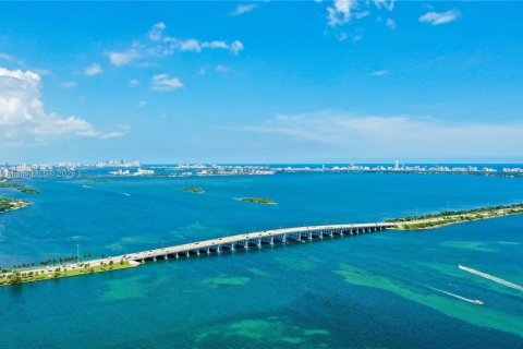 Купить кондоминиум в Майами, Флорида 3 спальни, 151.8м2, № 1962025 - фото 3