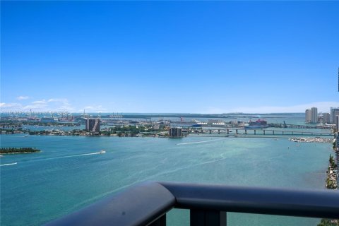 Купить кондоминиум в Майами, Флорида 3 спальни, 151.8м2, № 1962025 - фото 2