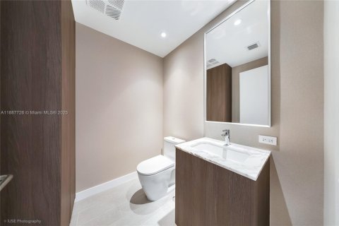 Copropriété à louer à Miami Beach, Floride: 1 chambre, 93.83 m2 № 1941202 - photo 12