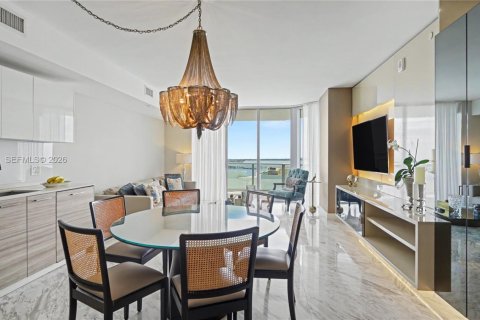 Copropriété à louer à Miami, Floride: 3 chambres, 134.8 m2 № 2286779 - photo 16