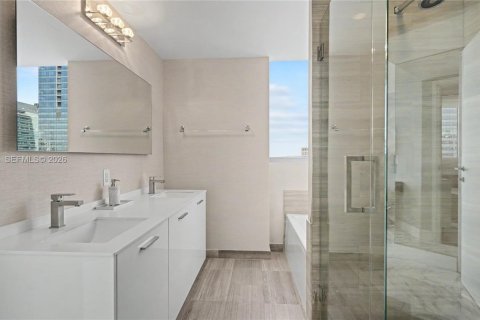 Copropriété à louer à Miami, Floride: 3 chambres, 134.8 m2 № 2286779 - photo 22