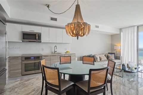 Copropriété à louer à Miami, Floride: 3 chambres, 134.8 m2 № 2286779 - photo 17