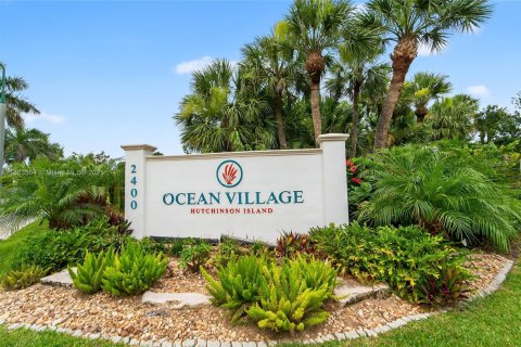 Condominio en venta en St. Lucie, Florida, 2 dormitorios, 110.74 m2 № 1893163 - foto 10