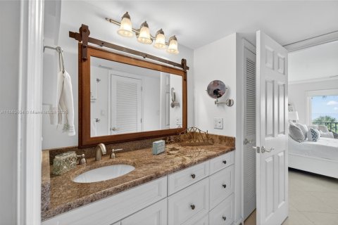 Condominio en venta en St. Lucie, Florida, 2 dormitorios, 110.74 m2 № 1893163 - foto 30