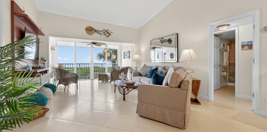 Condominio en St. Lucie, Florida, 2 dormitorios  № 1893163