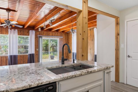 Villa ou maison à vendre à St. Lucie, Floride: 2 chambres, 111.85 m2 № 2265805 - photo 12