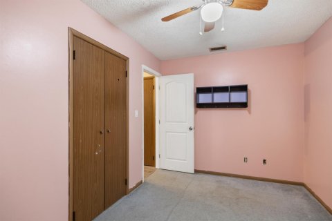Villa ou maison à vendre à St. Lucie, Floride: 2 chambres, 111.85 m2 № 2265805 - photo 21