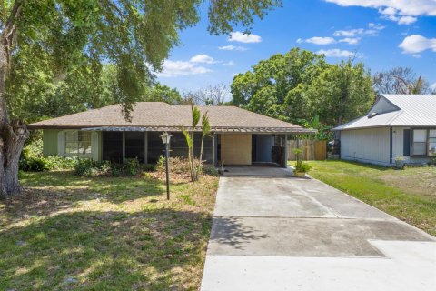 Villa ou maison à vendre à St. Lucie, Floride: 2 chambres, 111.85 m2 № 2265805 - photo 30