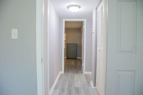 Condo in Lake Wales, Florida, 2 bedrooms  № 1737124 - photo 26
