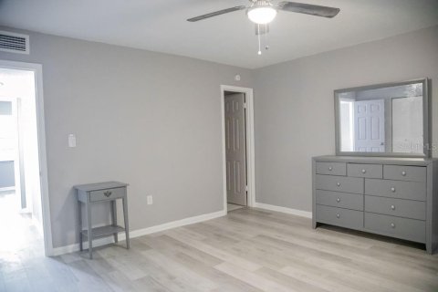 Condo in Lake Wales, Florida, 2 bedrooms  № 1737124 - photo 30
