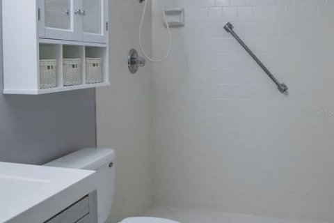 Condo in Lake Wales, Florida, 2 bedrooms  № 1737124 - photo 22