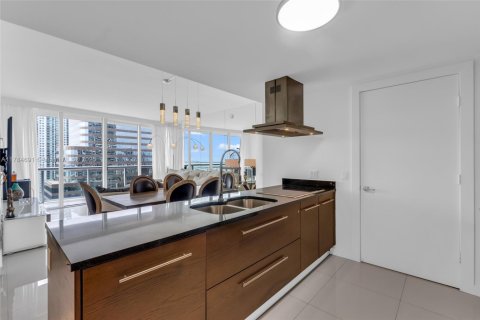 Copropriété à louer à Miami, Floride: 2 chambres, 116.59 m2 № 1738701 - photo 10